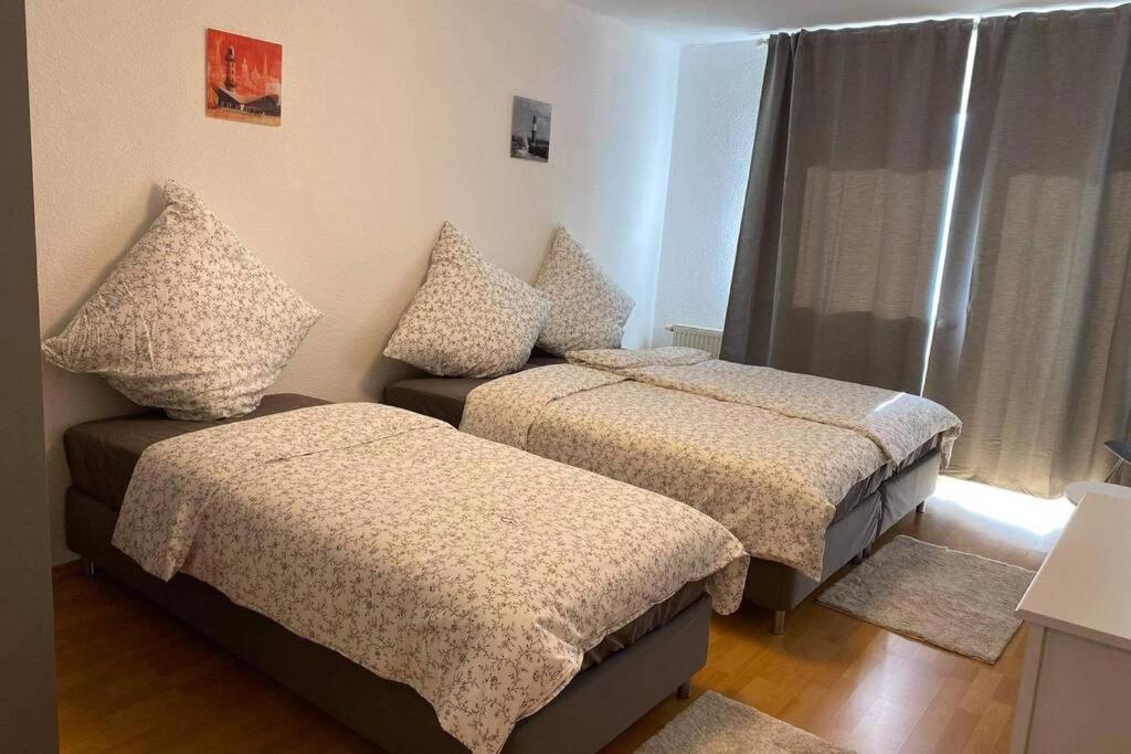 Beste Lage In Rostock: 2-Zimmerwohnung Mit Balkon Im 1.Og Kültér fotó