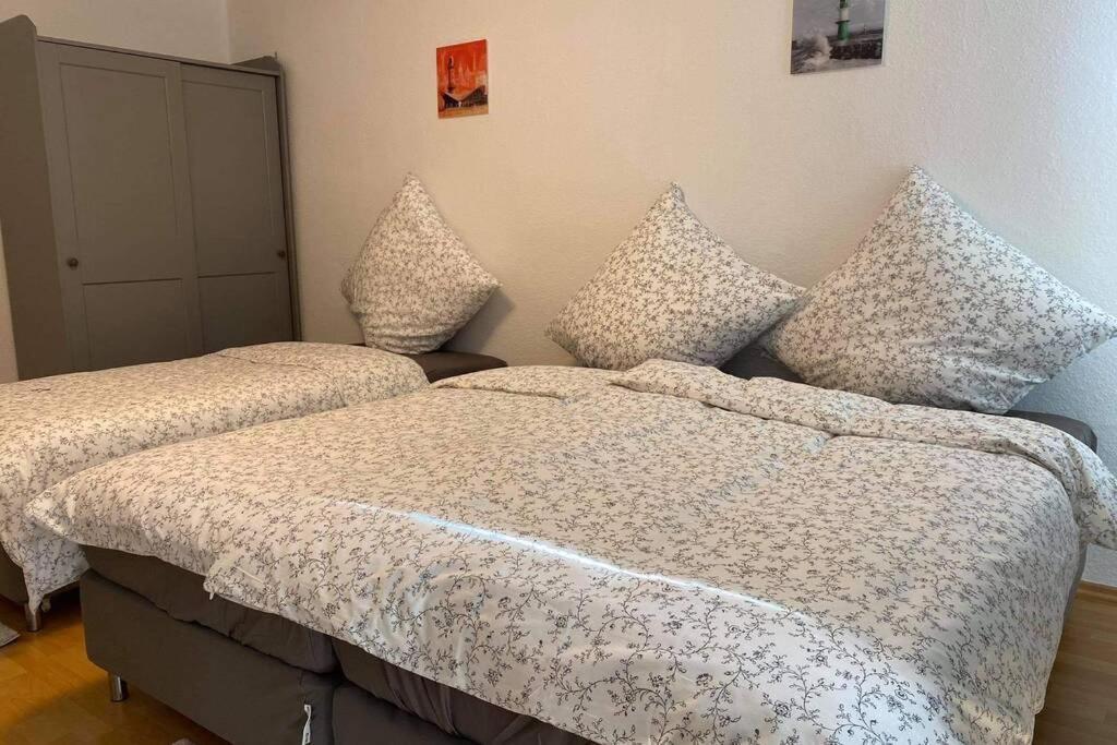 Beste Lage In Rostock: 2-Zimmerwohnung Mit Balkon Im 1.Og Kültér fotó